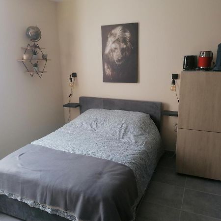 L'Atelier Calme Et Cosy A 2 Pas De La Cathedrale Apartment Орлеан Екстериор снимка